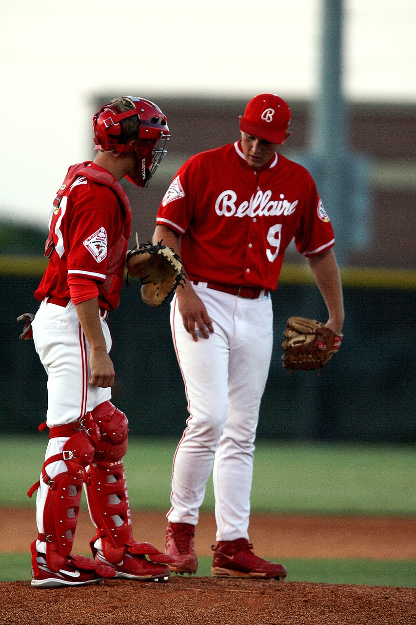 Image - baseball meeting on the mound