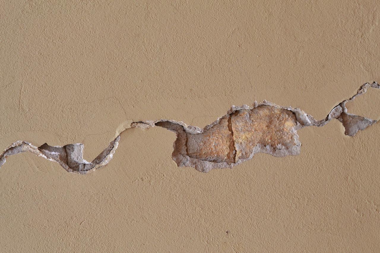 Image - concrete cracked textured