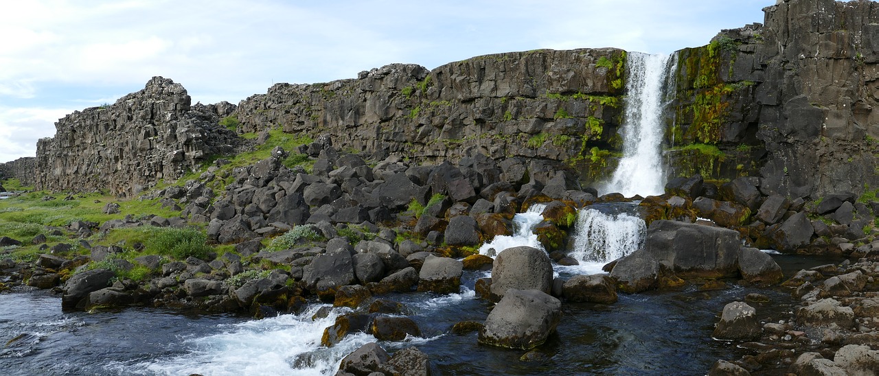 Image - iceland thingvellir landscape