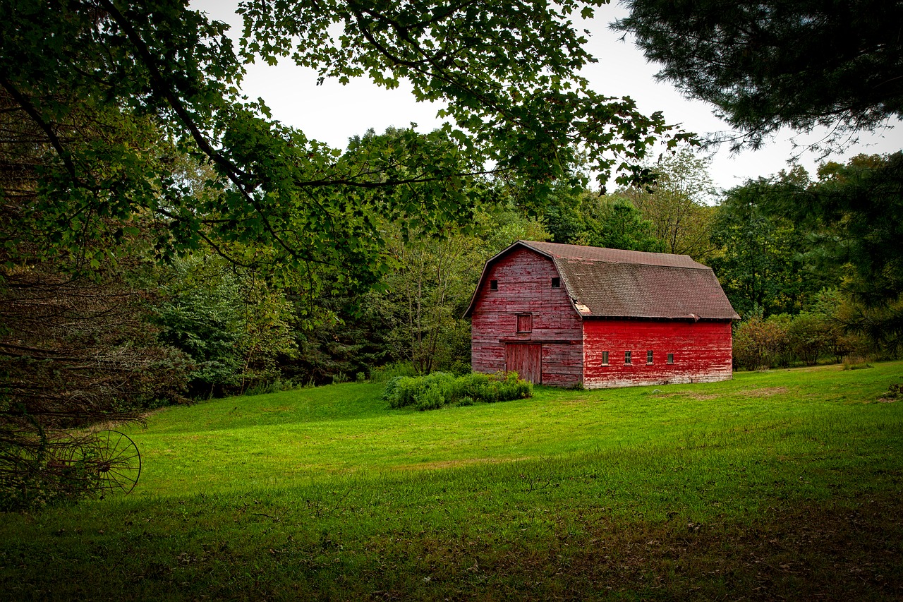 Image - red barn farm rustic countryside