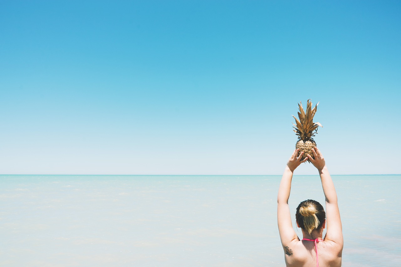 Image - pineapple girl woman back female