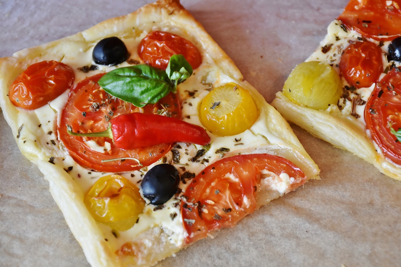 Image - tomatoes tomato quiche red yellow