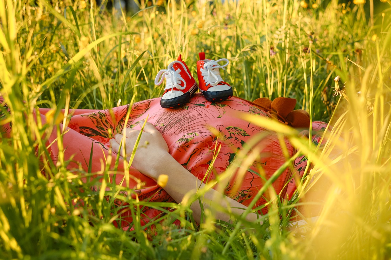 Image - pregnant woman pregnant woman life
