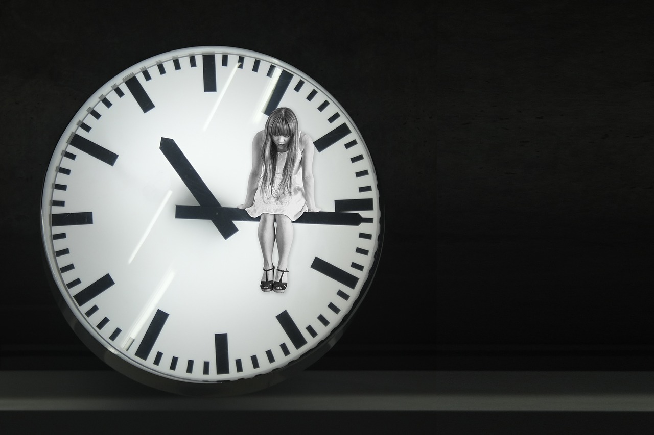 Image - clock hands time sad depressed