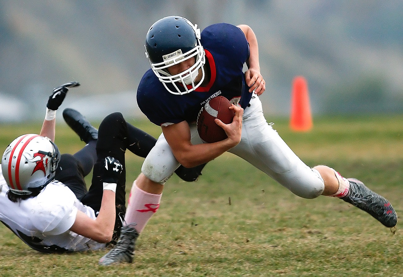 Image - football running back ball carrier