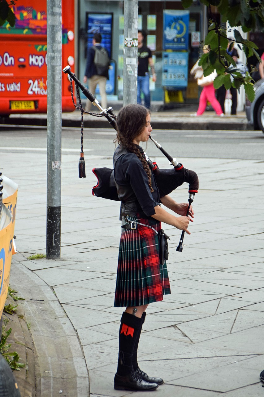 Image - scotland england bagpipes