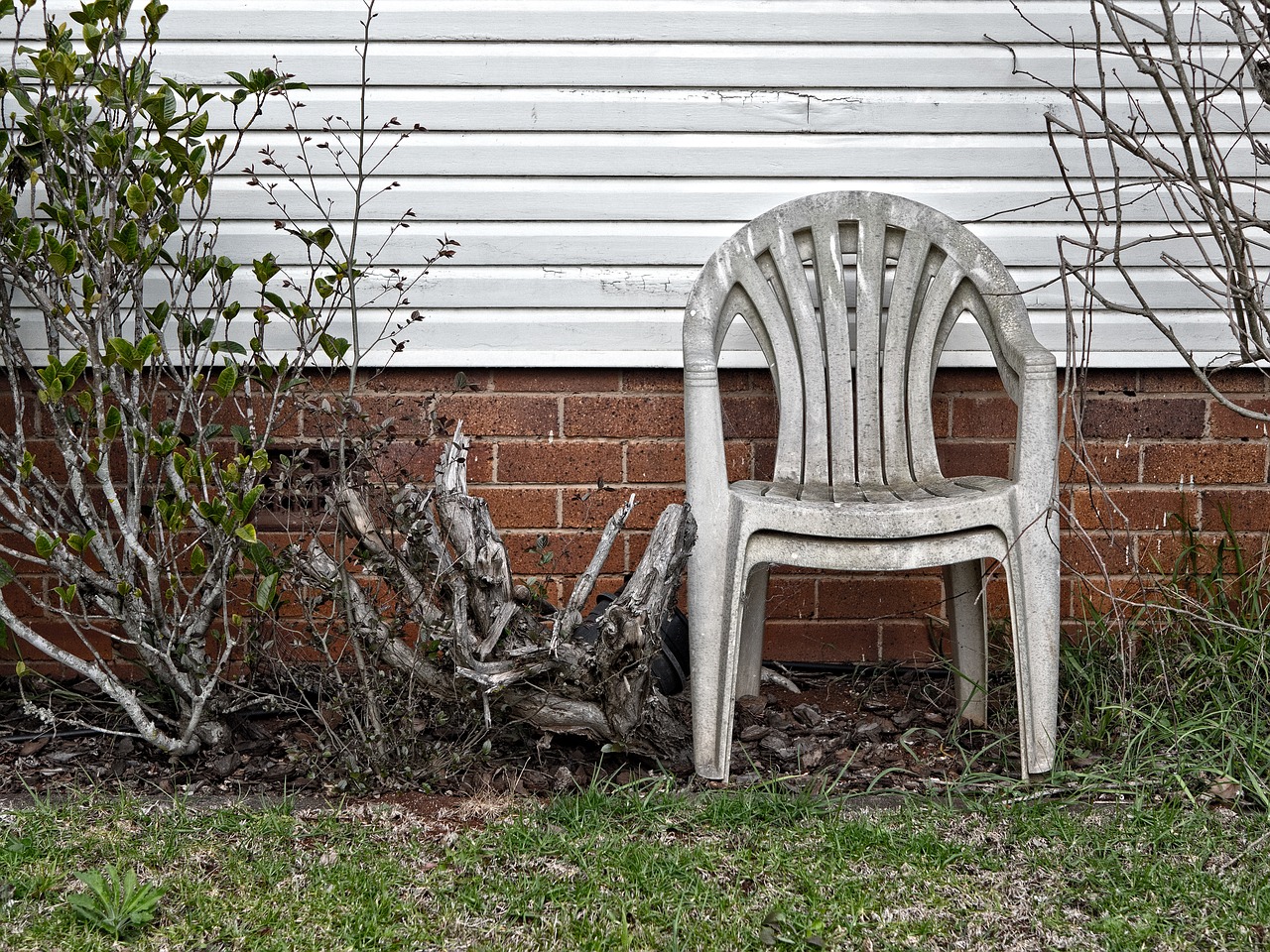 Image - garden chair outdoor urban urbex