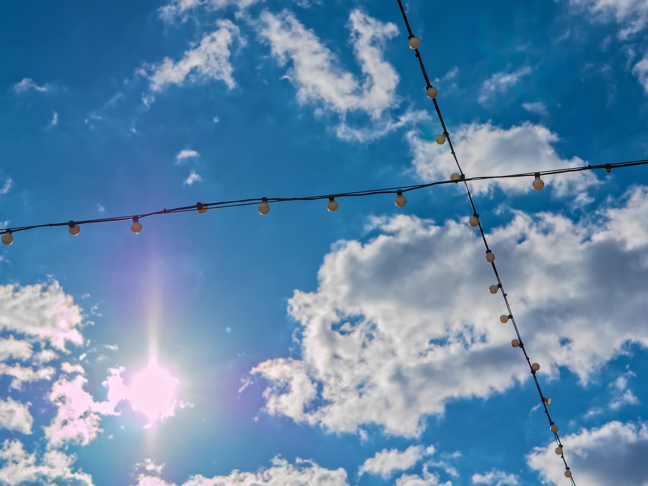 Image - sky sun hanging lights sunny
