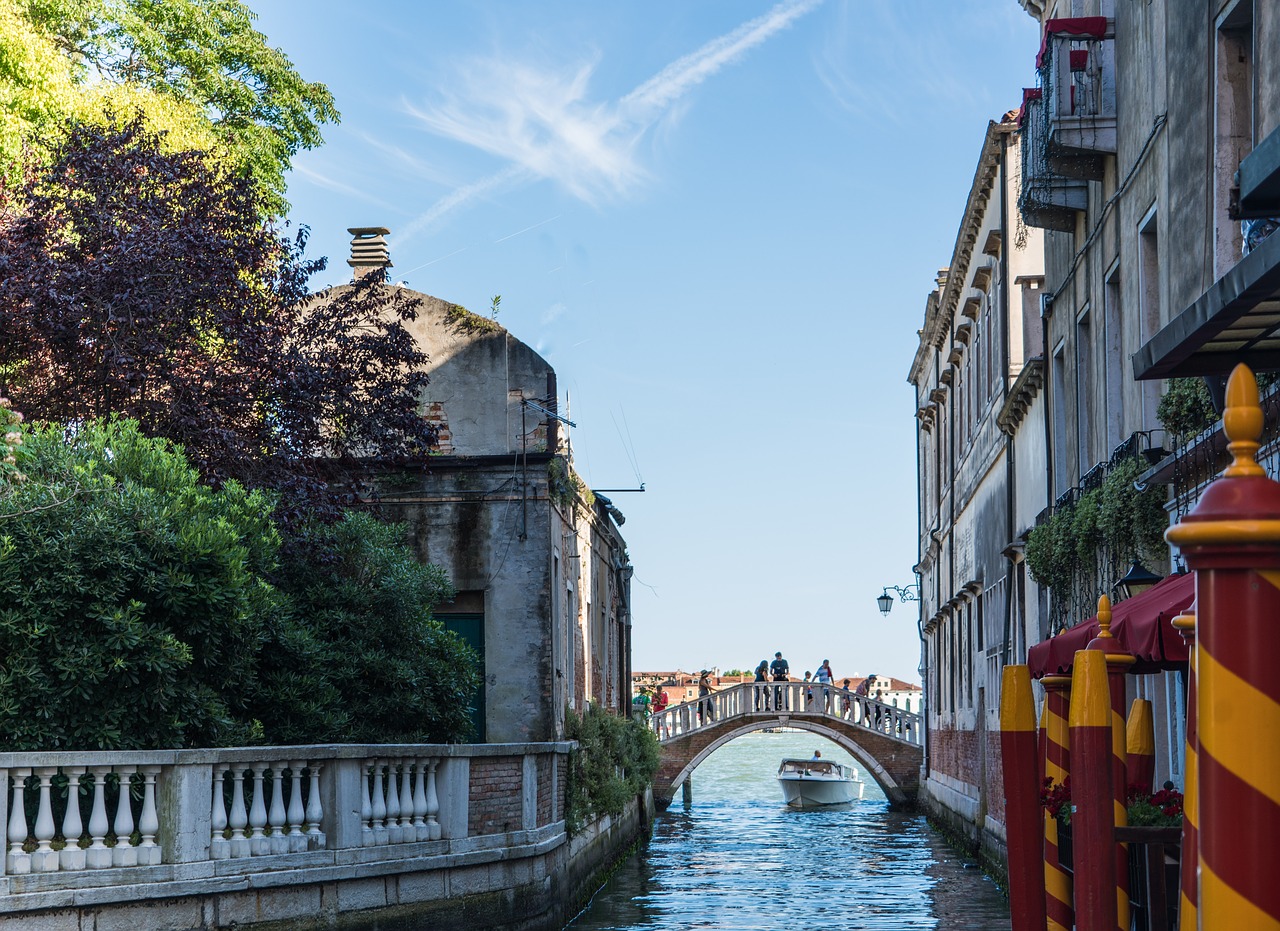 Image - venice italy europe canal bridge