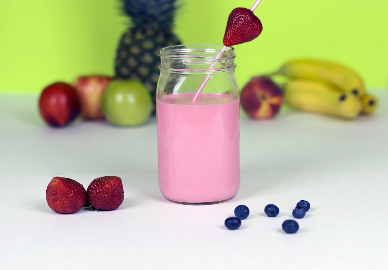 Image - jar drink smoothie pink strawberry