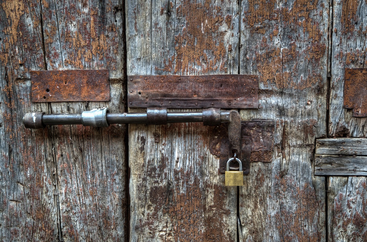 Image - door wood lock rust corrosion