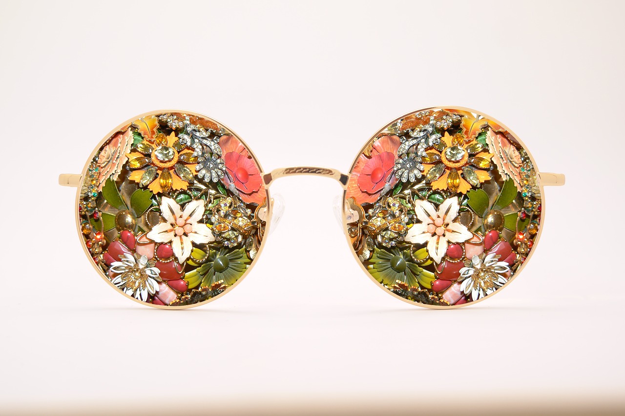 Image - sunglasses antique broach vintage