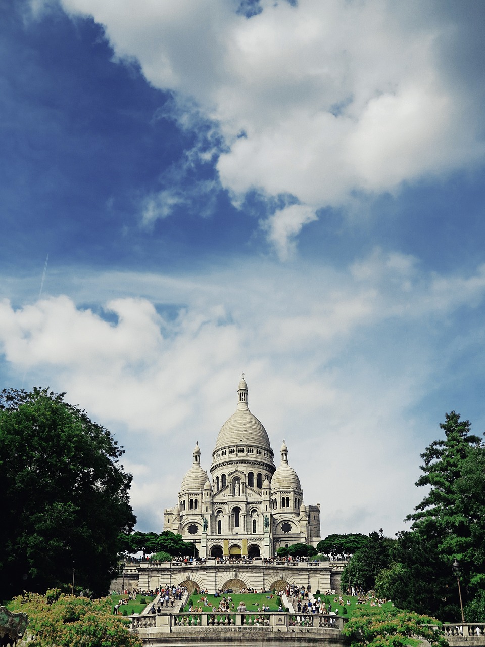 Image - paris sacre cour church montmartre