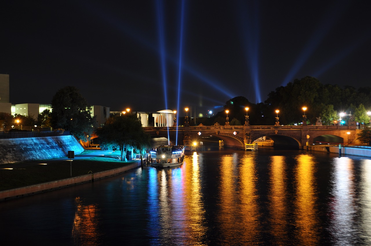 Image - spree water berlin steamer