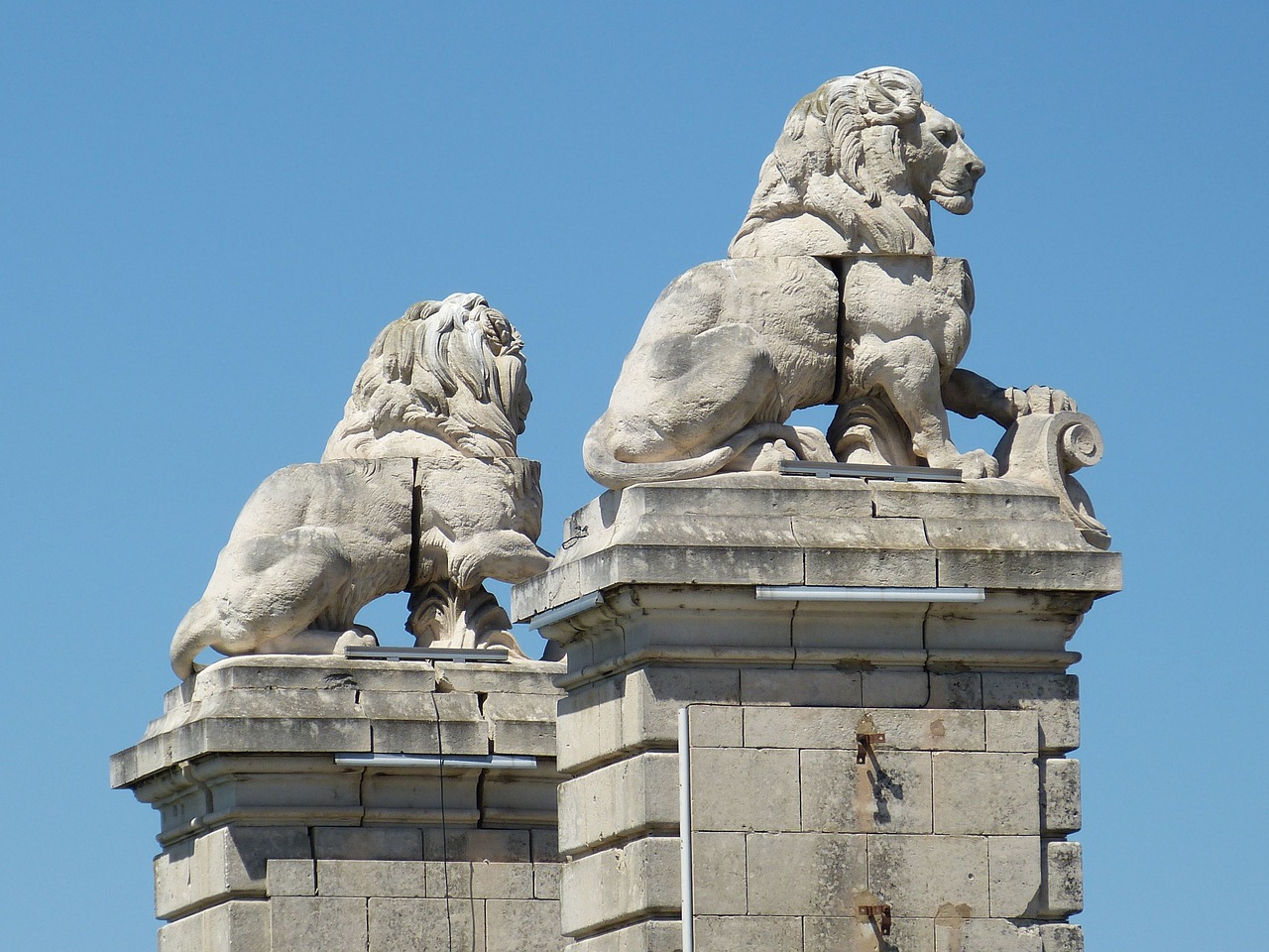 Image - arles france old town historically