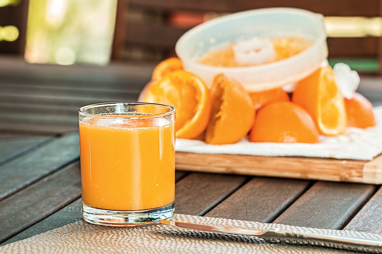 Image - fresh orange juice squeezed