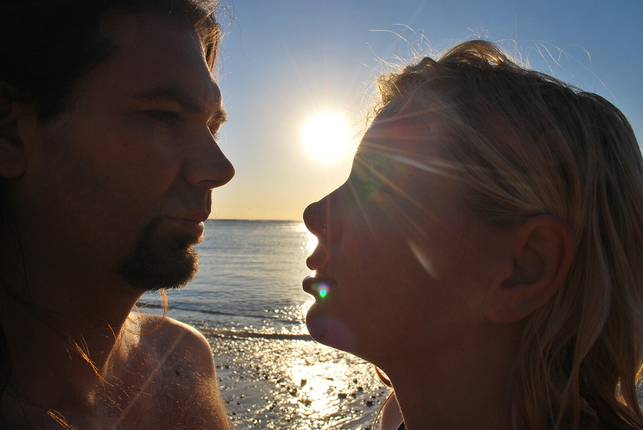 Image - couple sunset beach man woman