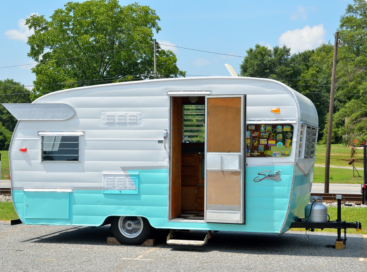 Image - old restored camper recreation