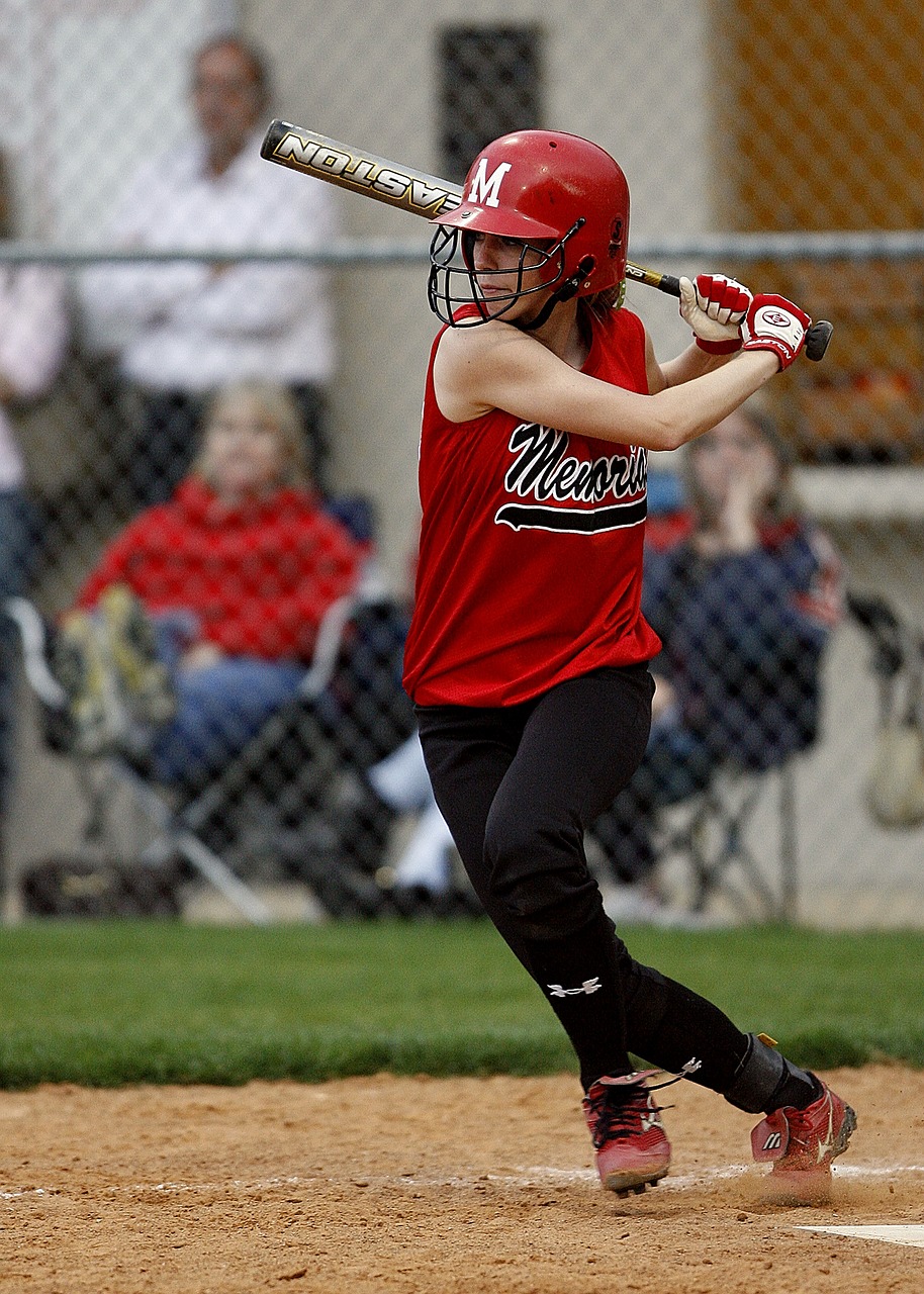 Image - softball batter female hitter