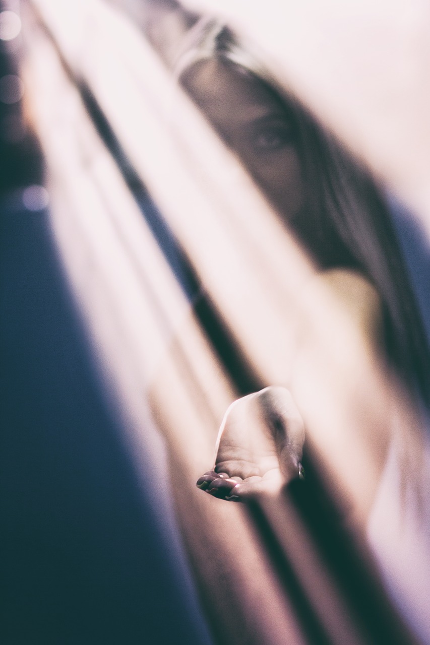 Image - girl light blonde a ray of light