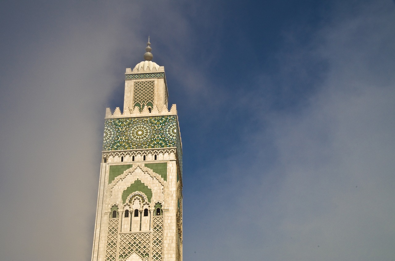 Image - casablanca mosque minaret fog