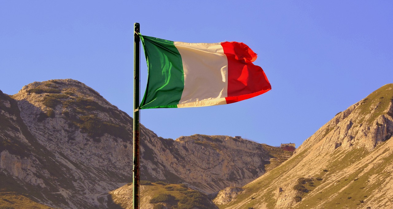 Image - flag italy auction tricolor