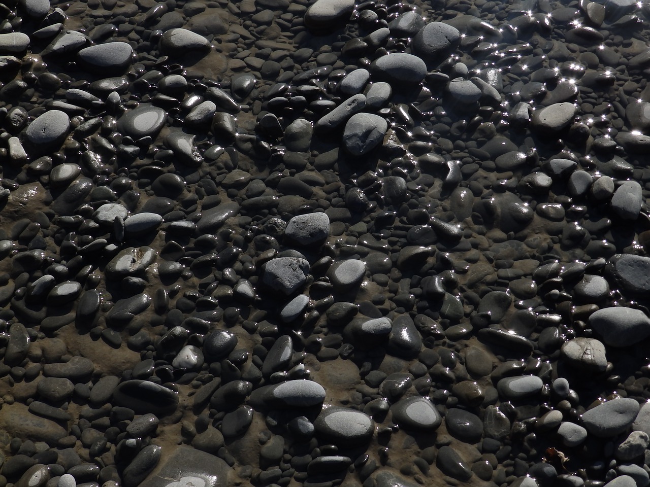 Image - the stones river new zealand water