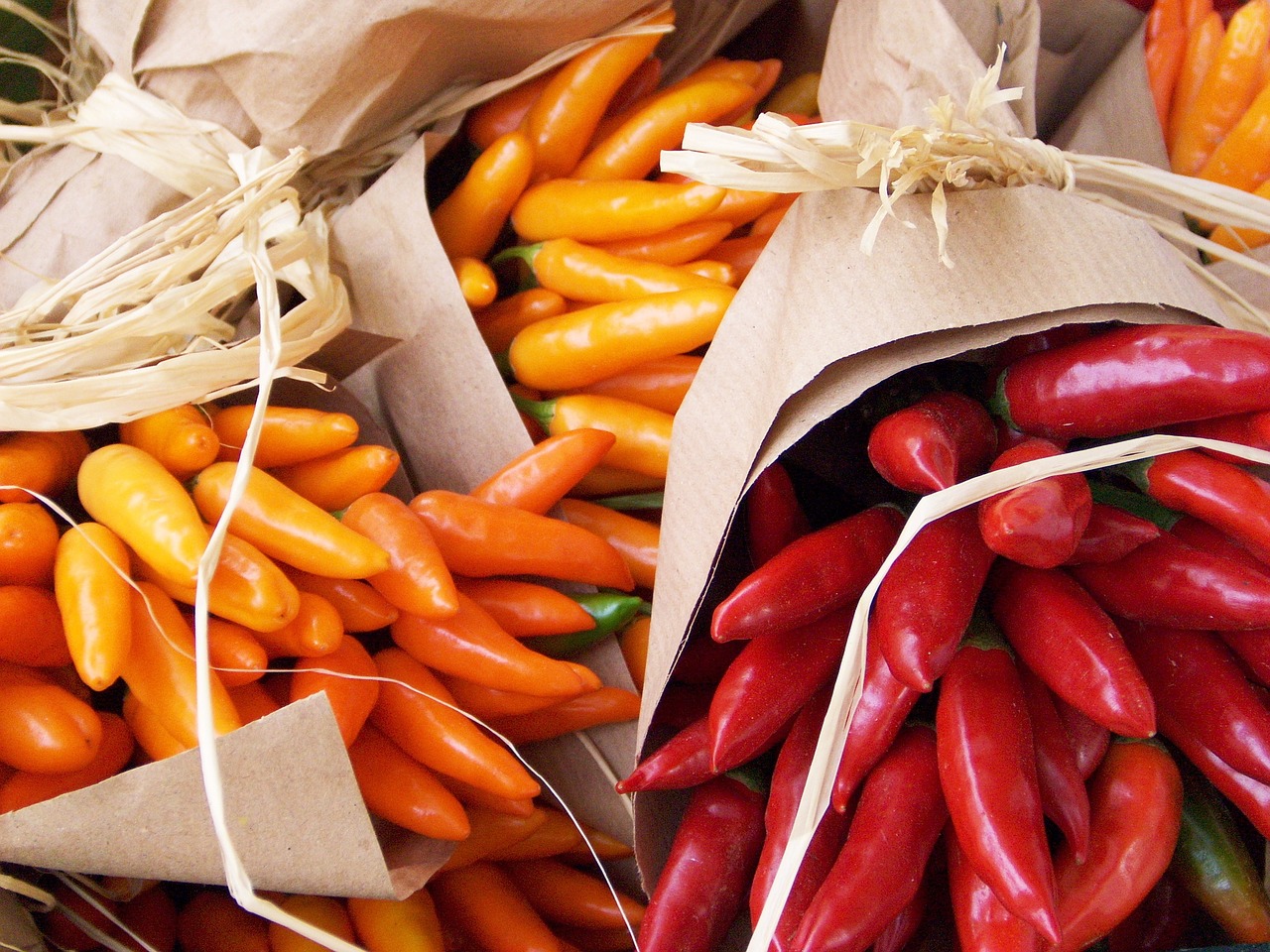 Image - paprika market market stall spices