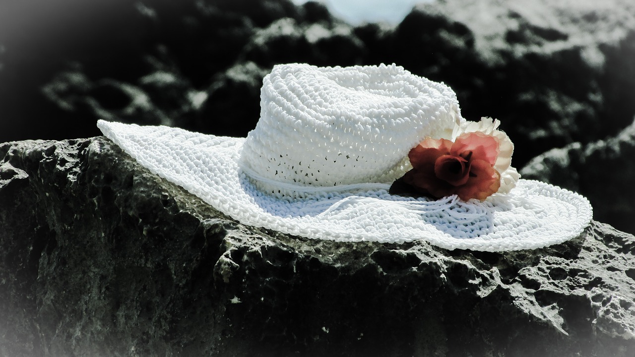 Image - summer hat rock romantic vintage