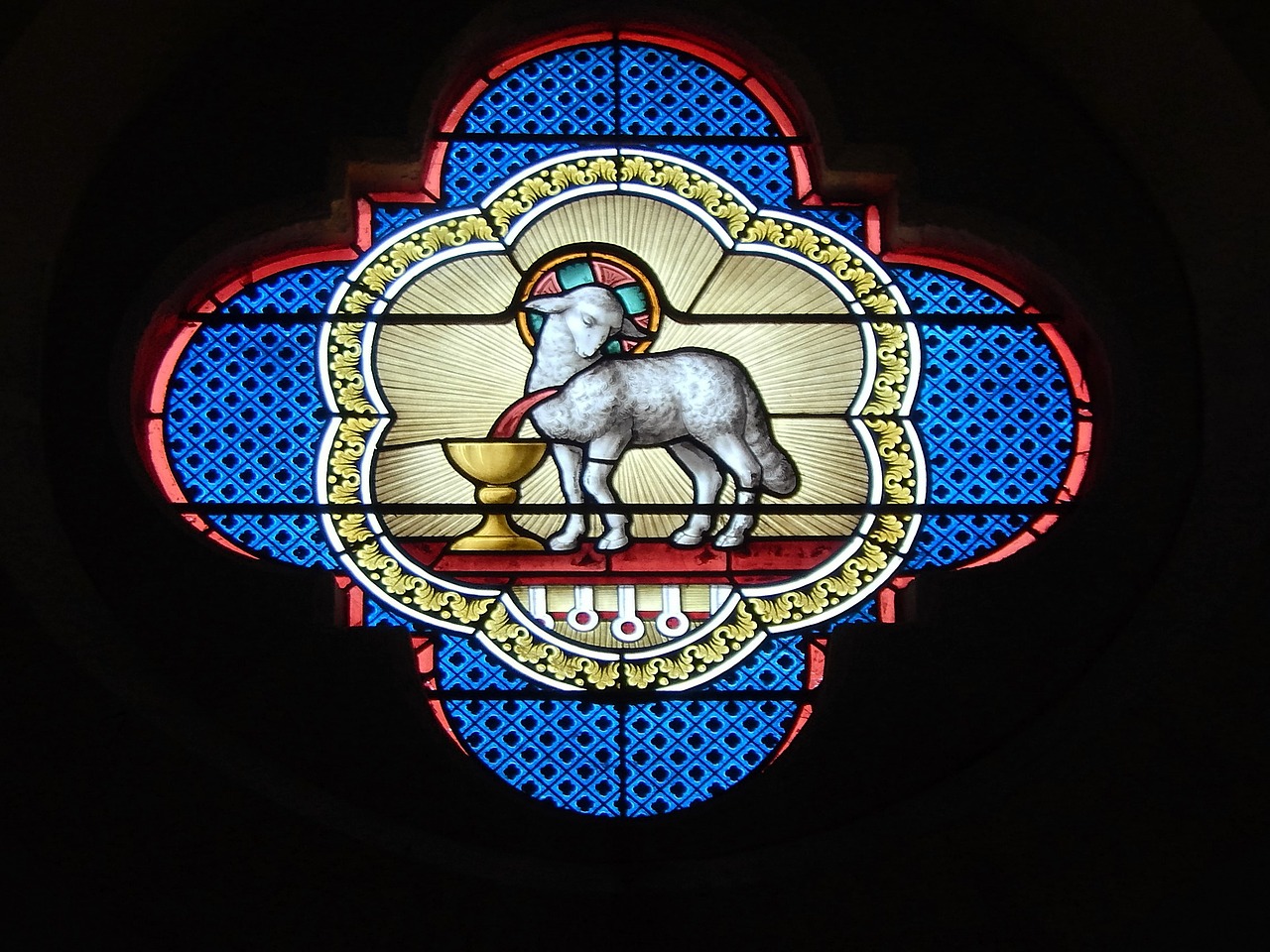 Image - stained glass church lamb