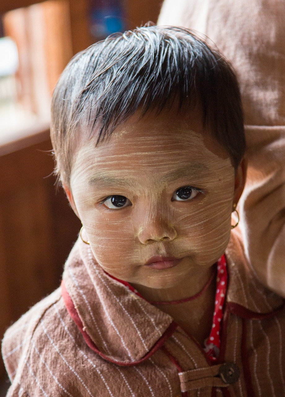 Image - burma inle lake portrait