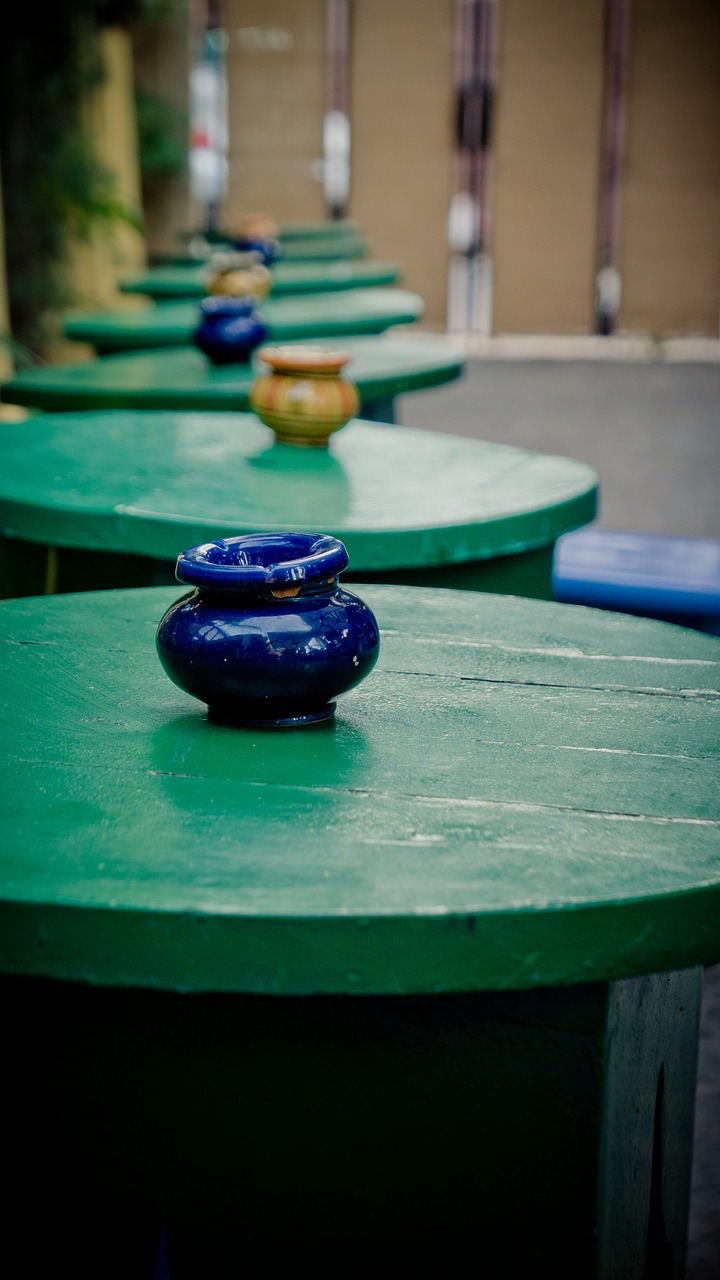 Image - ashtray wooden tables table row