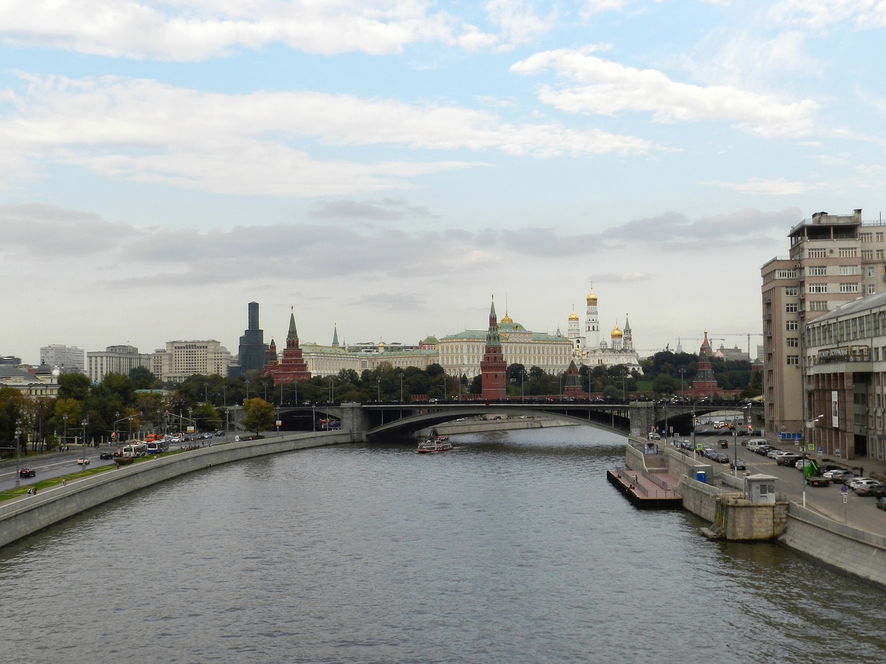 Image - moscow red square moscow river