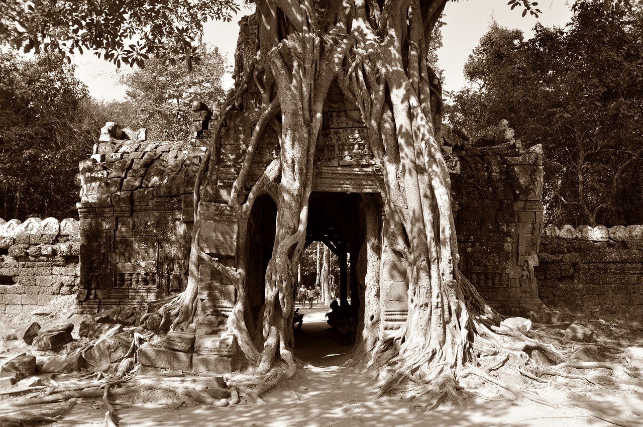 Image - angkor wat hinduism faces