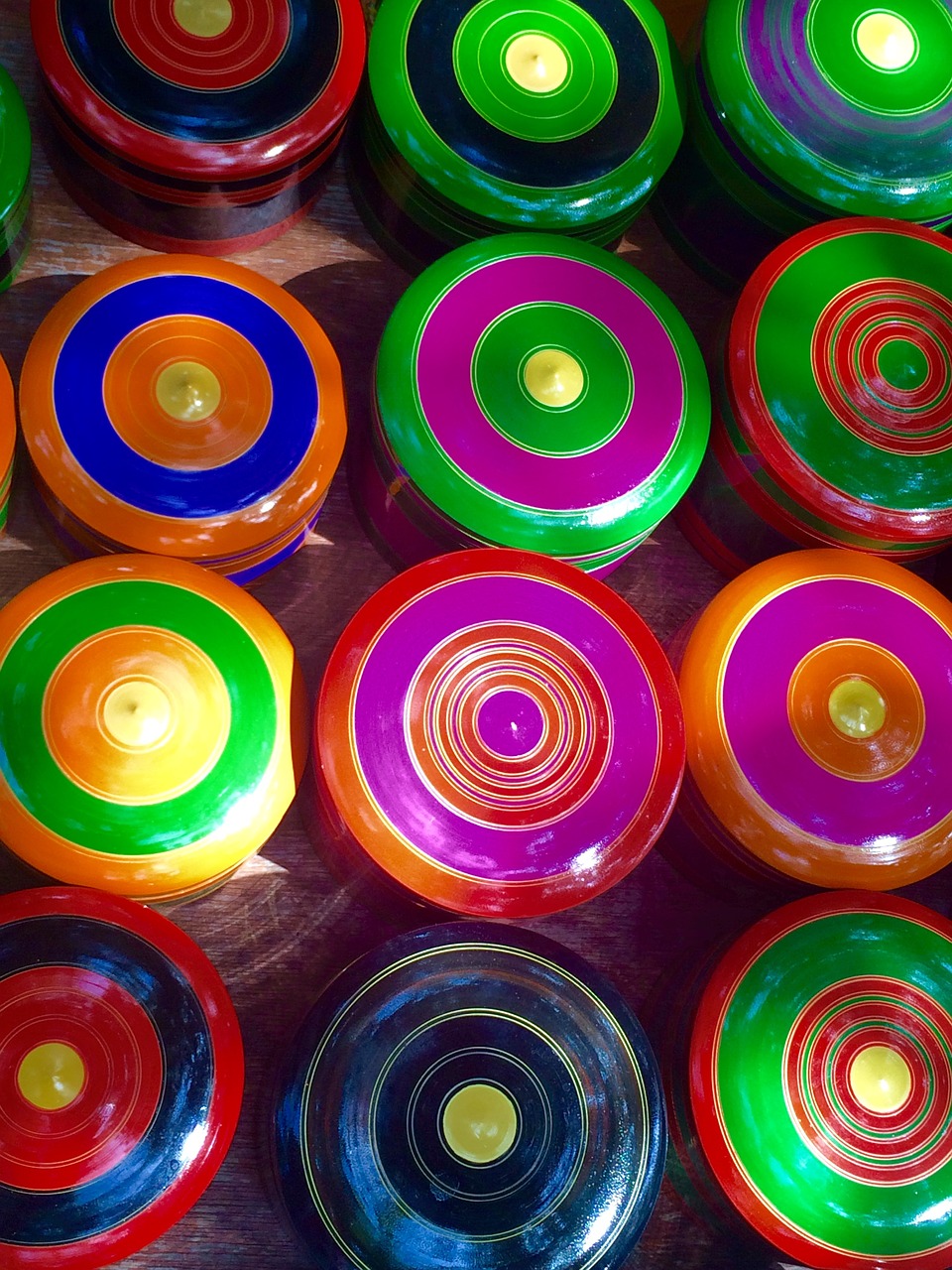 Image - craft maldives colorful cans
