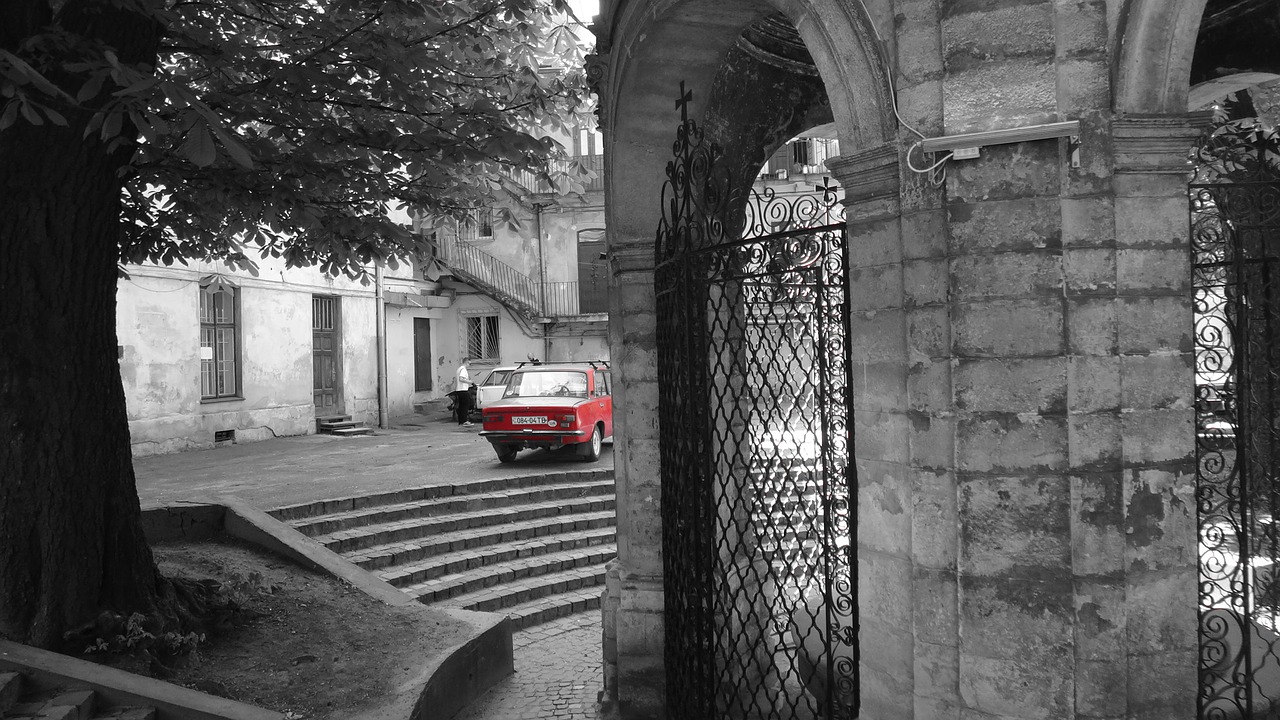 Image - lions car red old auto auto