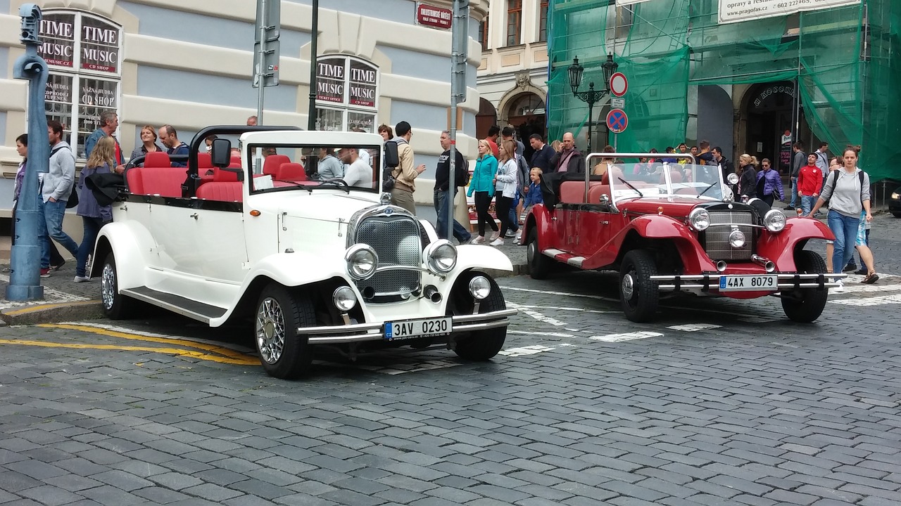 Image - antique cars prague tours tourism