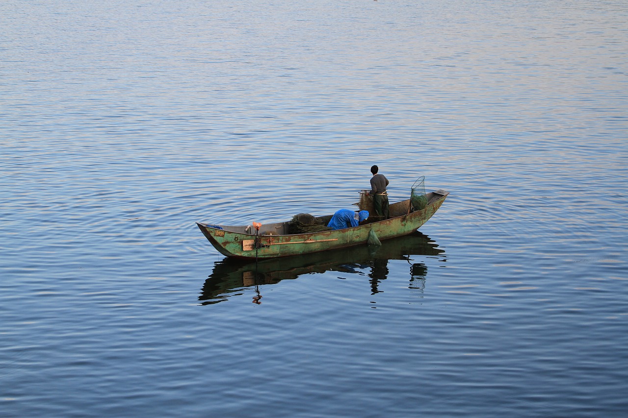 Image - fishing boats fishing blue morning