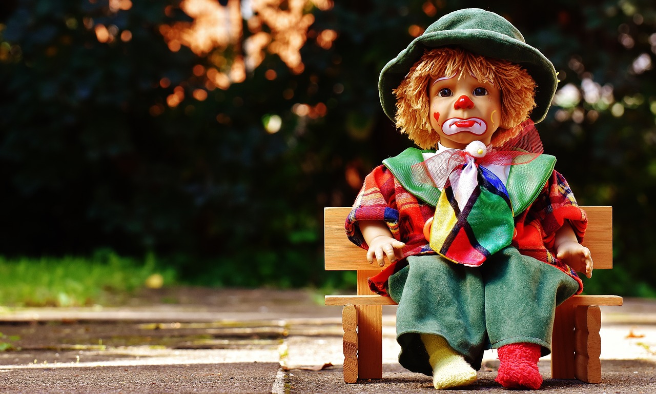 Image - doll clown sad bank sit colorful