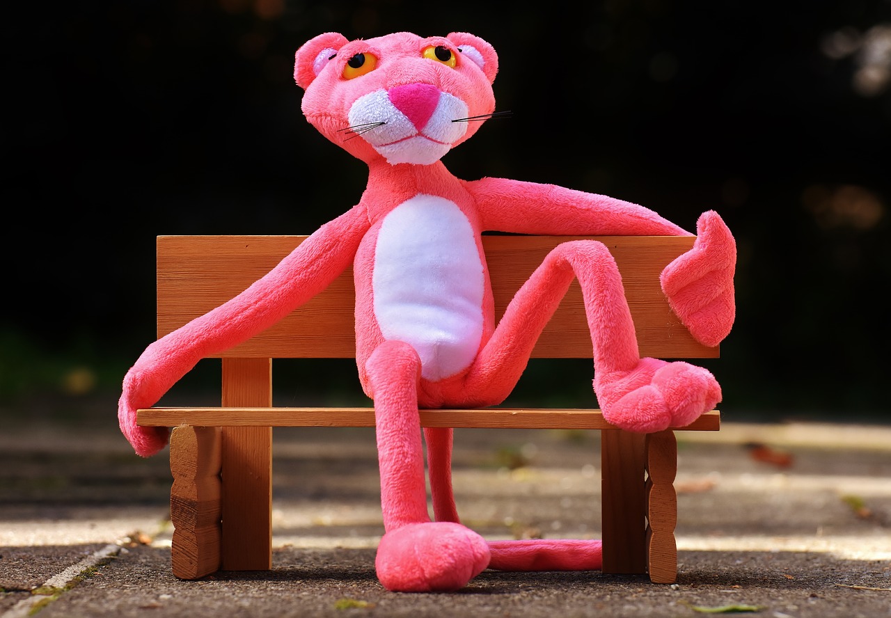 Image - pink panther bank rest sit figure