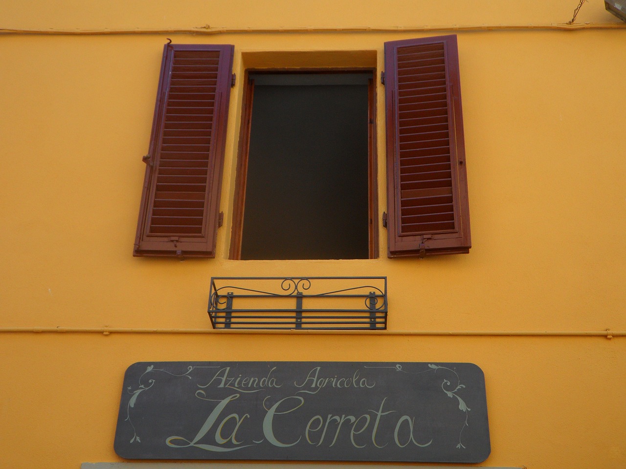 Image - window mediterranean italy tuscany