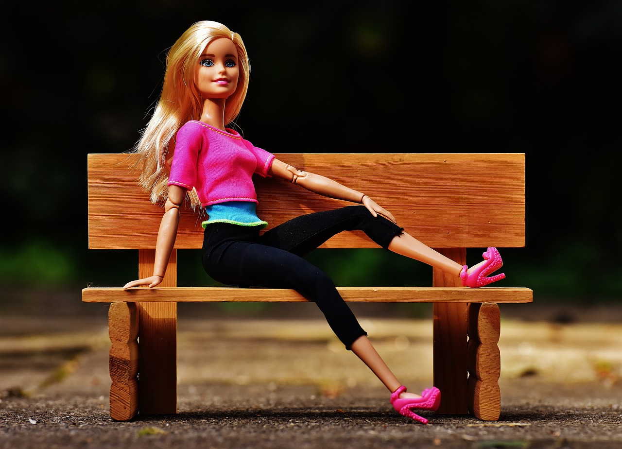 Image - beauty barbie bank sit pretty