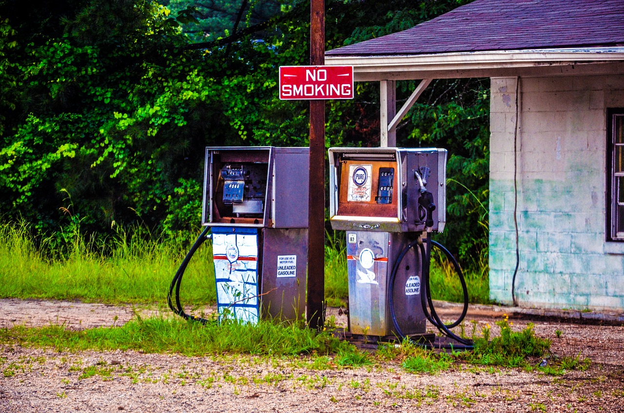 Image - abandoned leave petrol stations