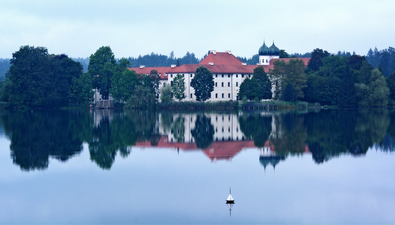 Image - monastery seeon upper bavaria lake