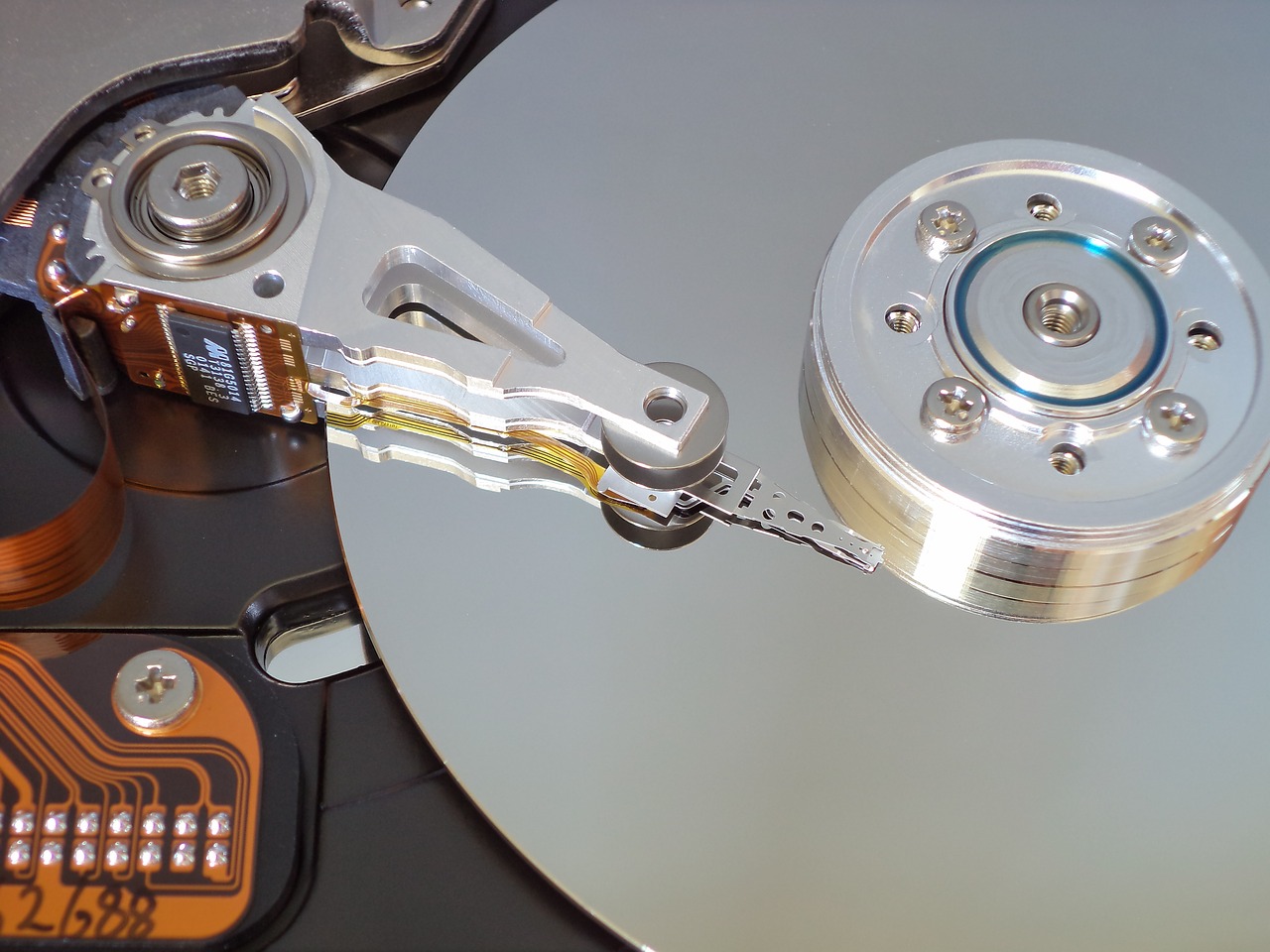 Image - hard disk storage open hard drive