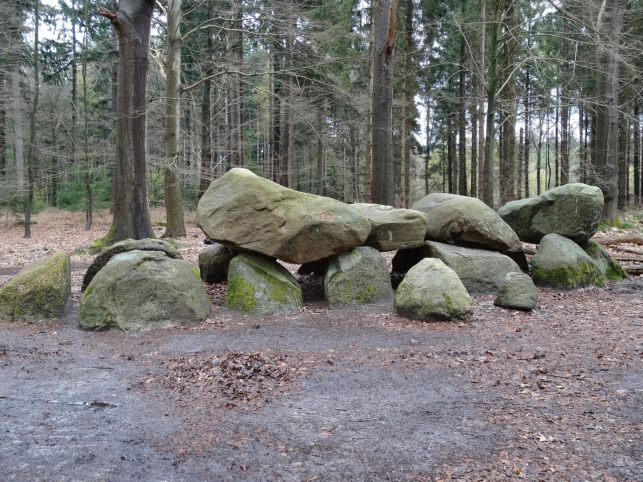 Image - dolmen dolmens ancient times