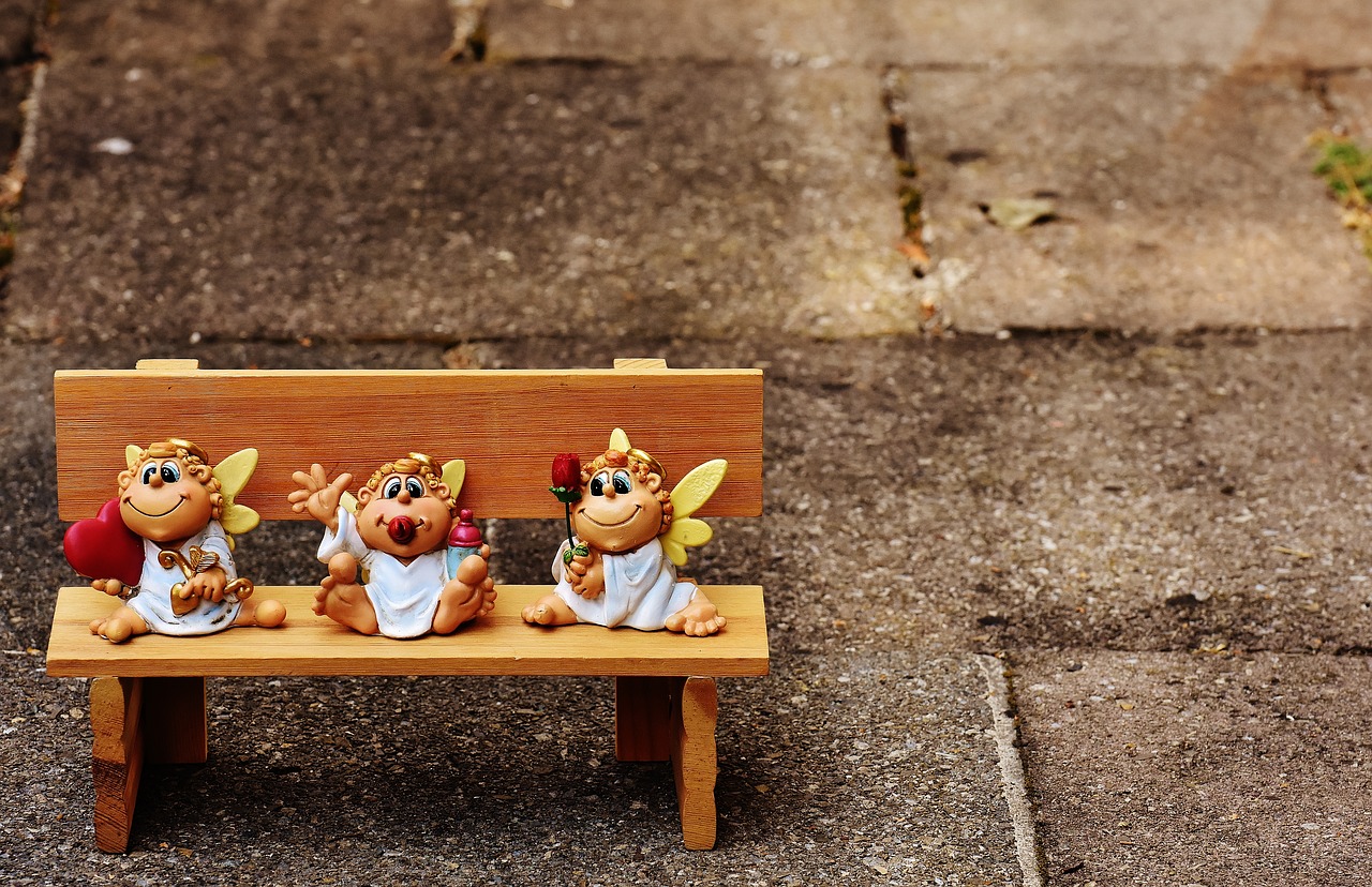 Image - angel figures bank bench cute