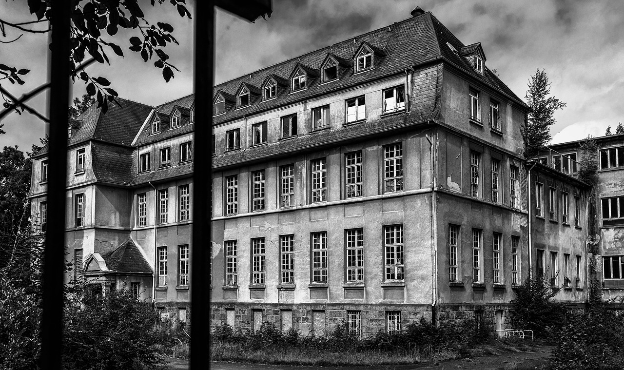 Image - school institute lost places