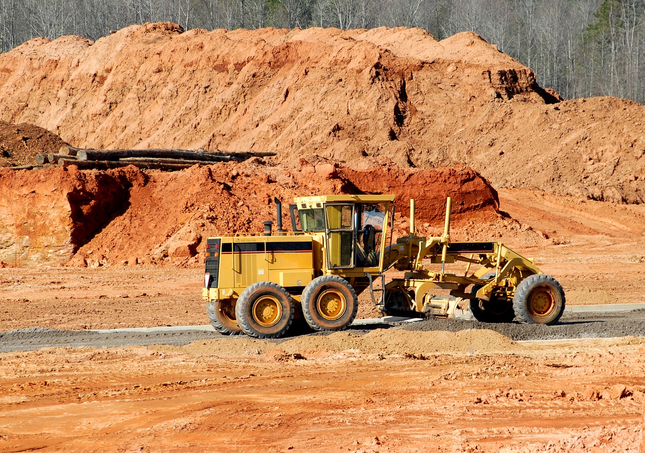 Image - construction site heavy equipment