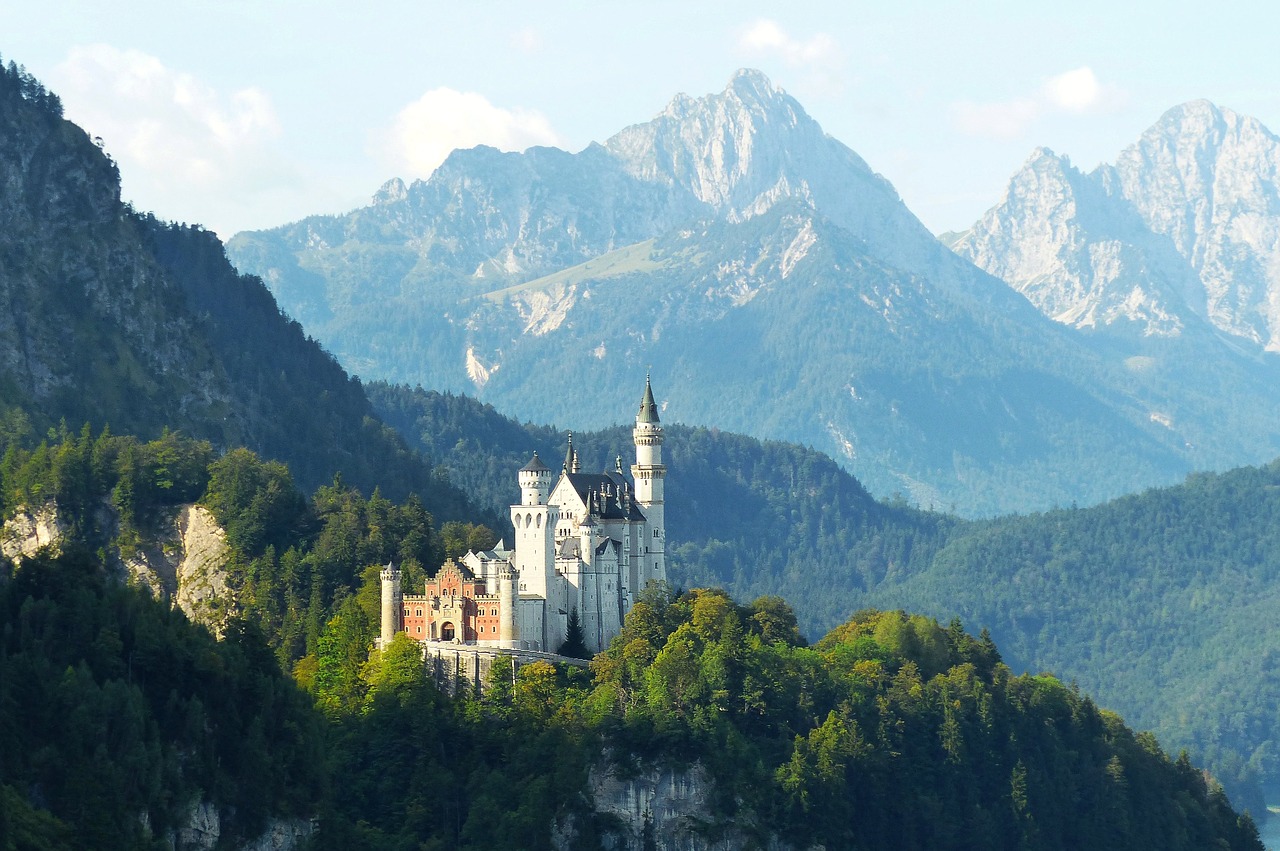 Image - neuschwanstein castle morning light